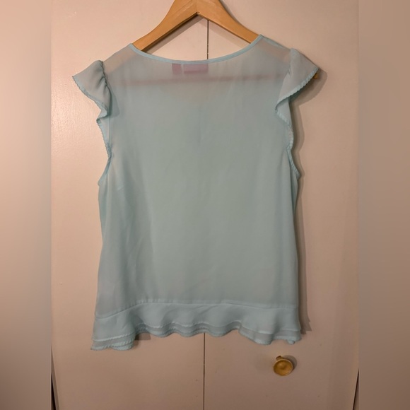 Elle Green Ruffled Sleeveless Blouse - Picture 3 of 3